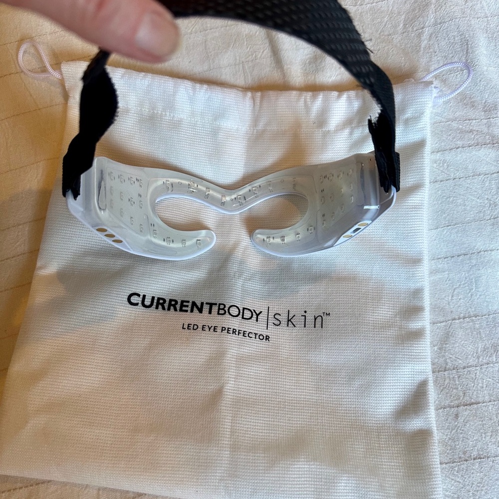 CurrentBody LED Eye Perfector - Picture 4 of 4